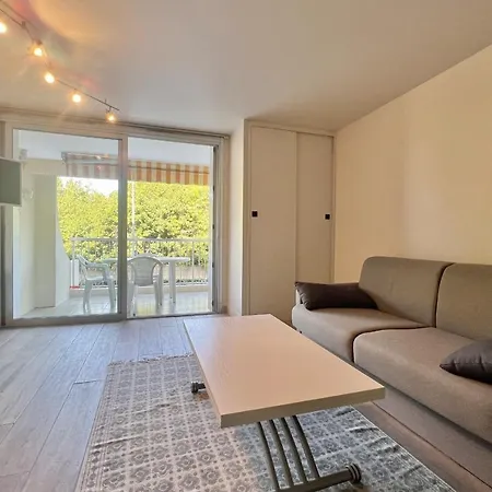 Apartment Bright Just A Stone's Throw From The Sea Saint-Raphael (Var)