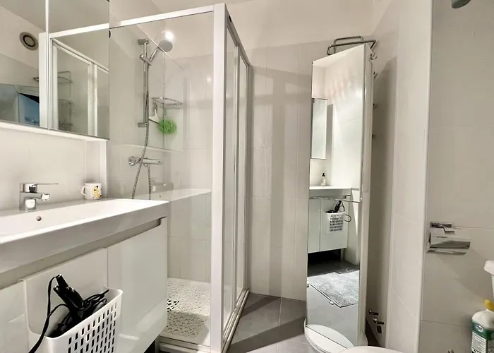 Bright Just A Stone's Throw From The Sea Апартаменти Сен-Рафаель